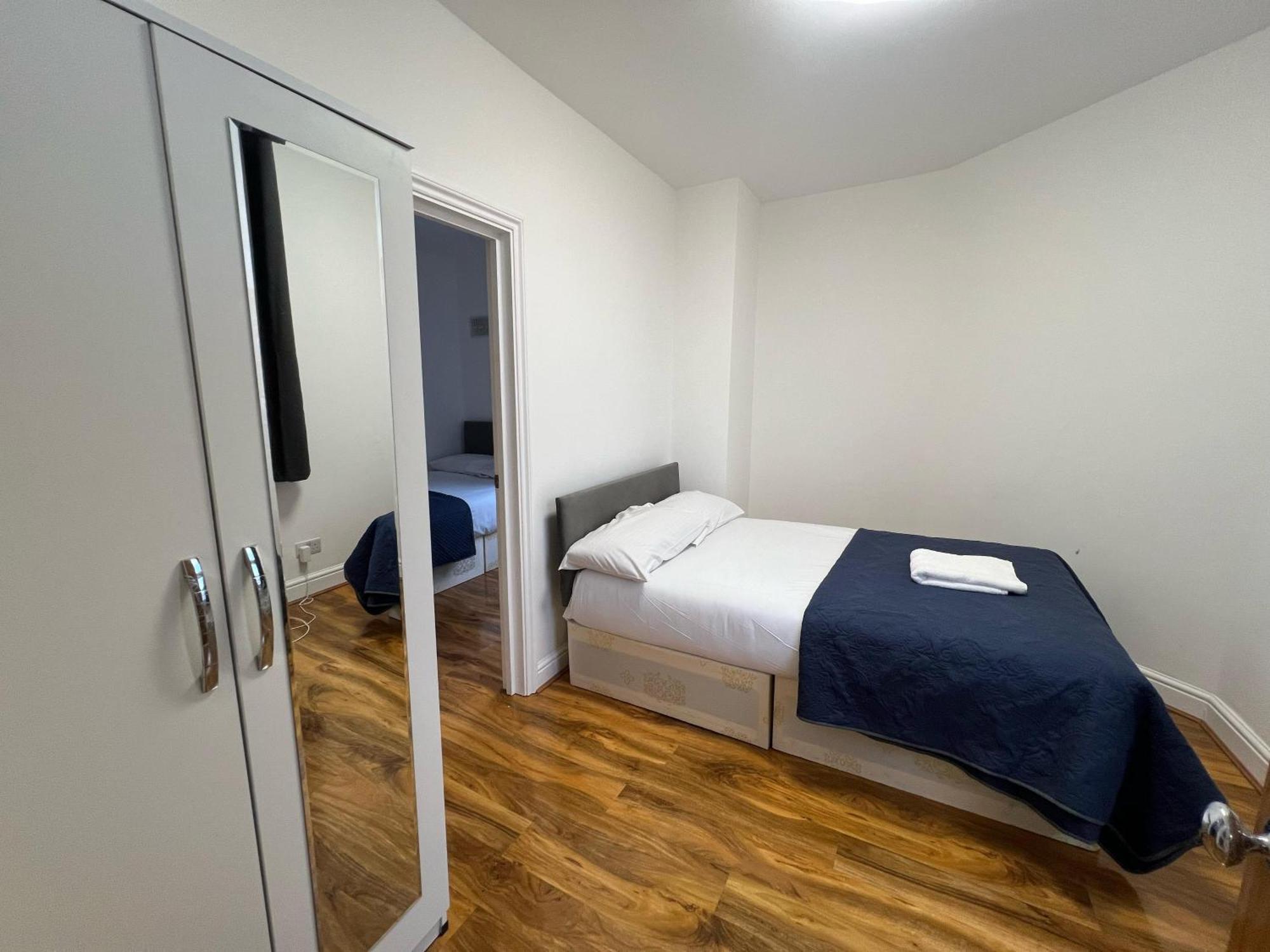 World Hotel Londyn Zewnętrze zdjęcie